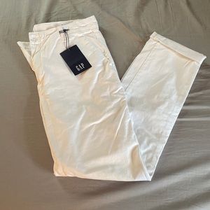 NWT White Gap Girlfriend Chinos size 8